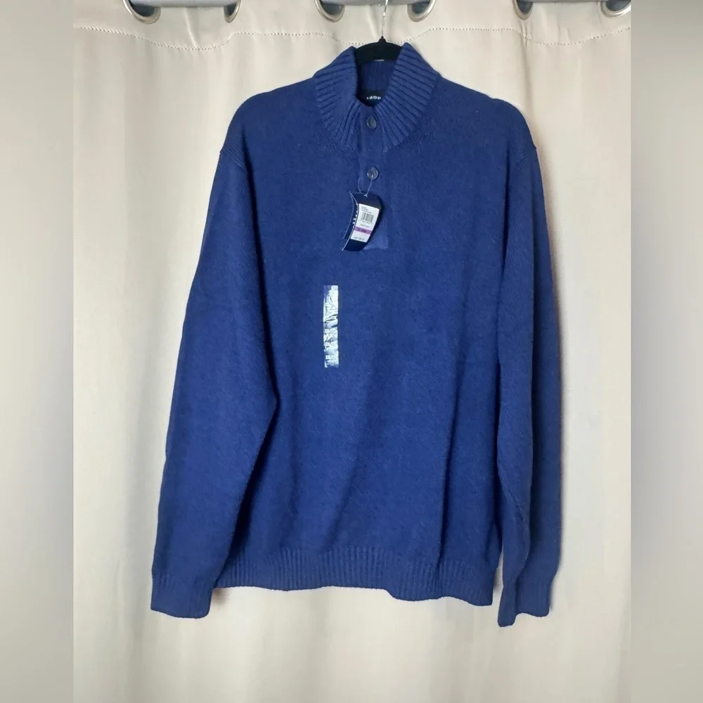 Men's NWT IZOD Blue Sweater
